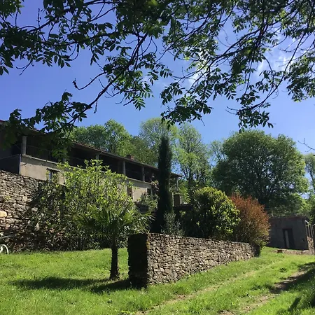 Panzió La Bouriotte D'hotes Bouton D'or