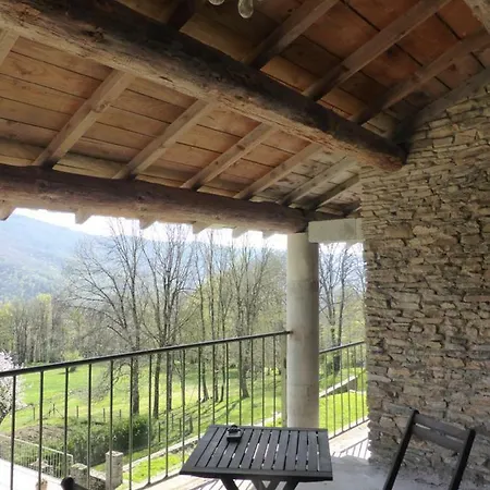 La Bouriotte D'hotes Bouton D'or Bed and breakfast 3*